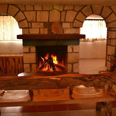 Hotel Posada Del Cobre Креэль Экстерьер фото