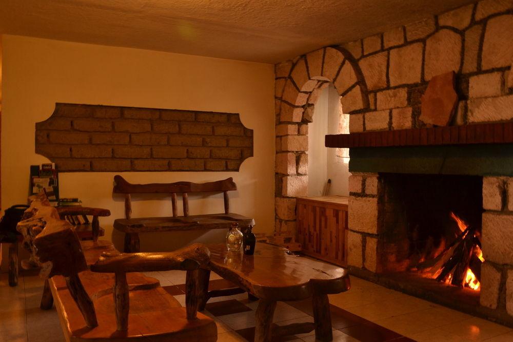 Hotel Posada Del Cobre Креэль Экстерьер фото