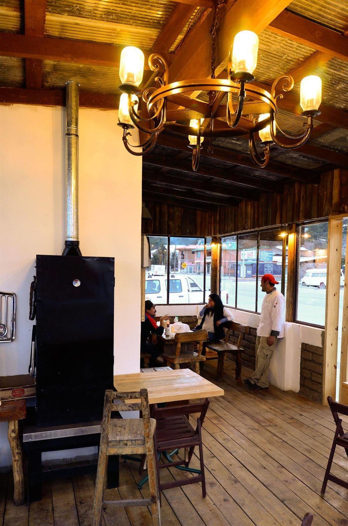 Hotel Posada Del Cobre Креэль Экстерьер фото